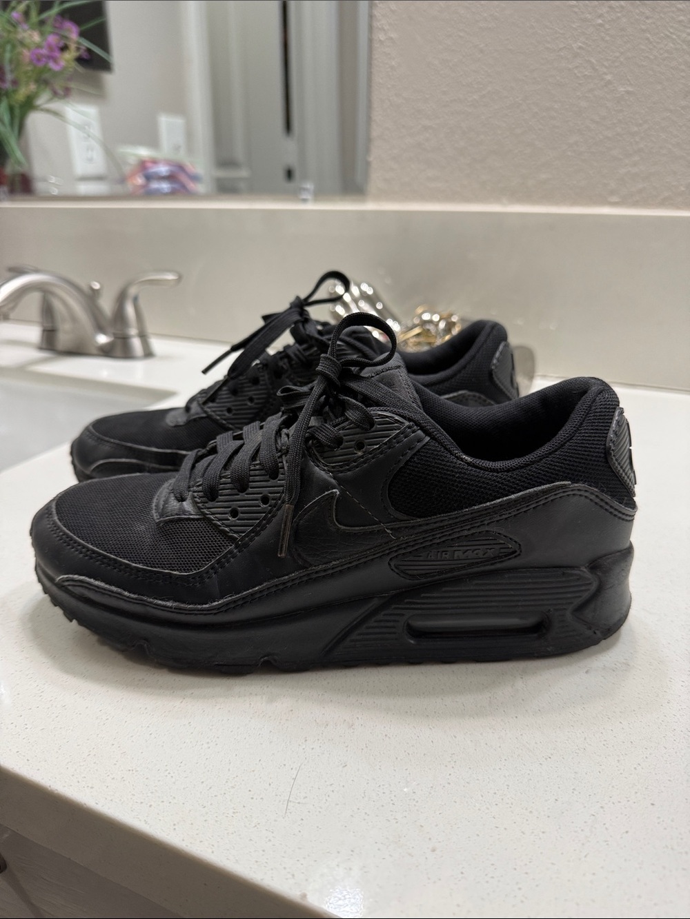 WOMEN NIKE AIR MAX 90 Black/Black/Black (DH8010 001) Size 7.5